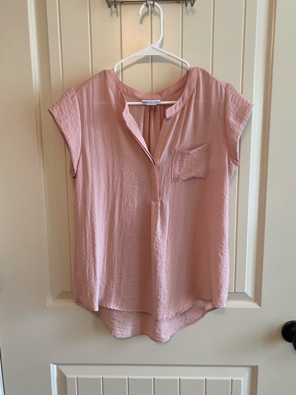Liz Claiborne Dusty Pink Cap-Sleeve V-Neck Blouse